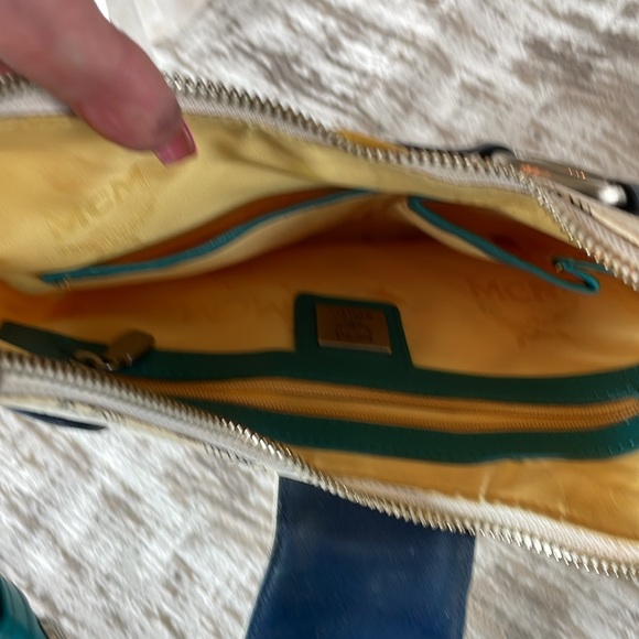 MCM small white and blue shoulder bag. - Picture 6 of 11